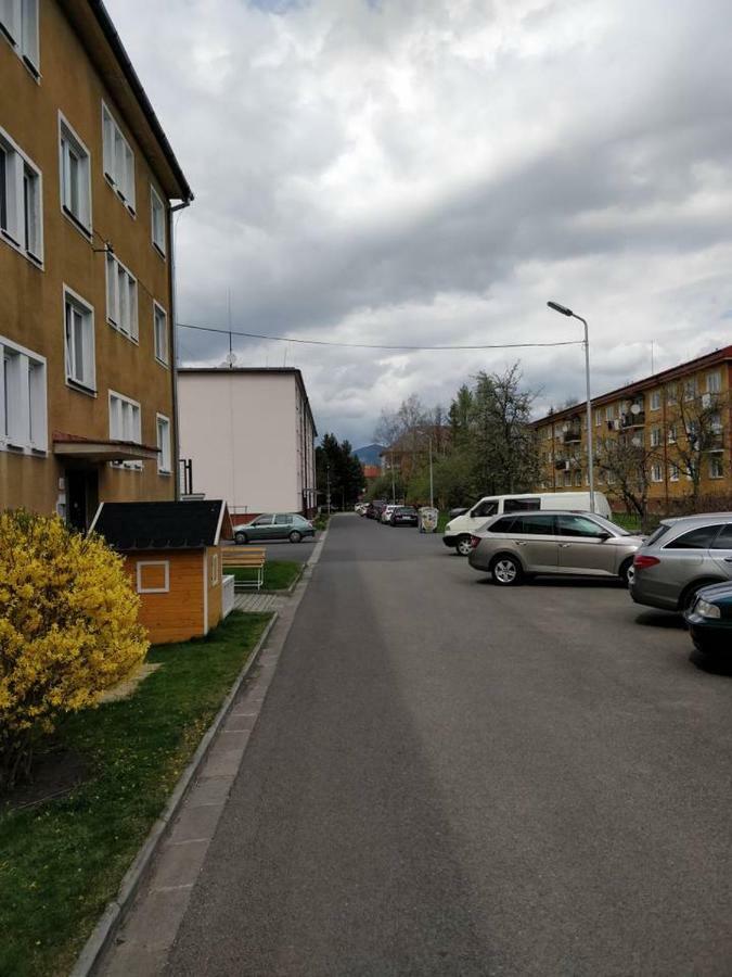2 Bedroom Flat In The Heart Of Liptovský Mikuláš المظهر الخارجي الصورة